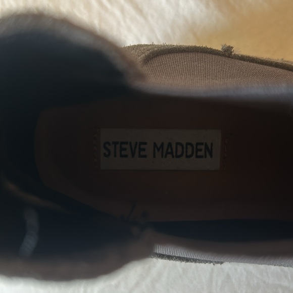 Steve Madden dicey Chelsea boot - Picture 5 of 5
